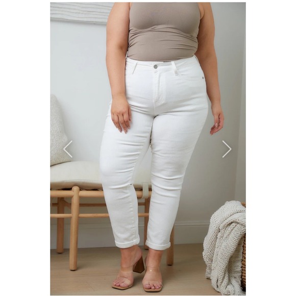 Judy Blue Denim - NWT Judy Blue Cheryl High Rise Cuffed Boyfriend White Denim Jeans 14W Stretch